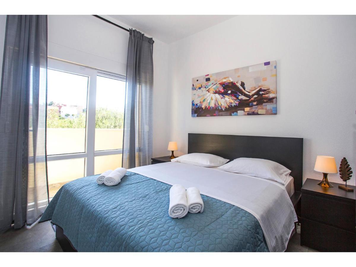 Olive Tree Apartments Сплит Екстериор снимка