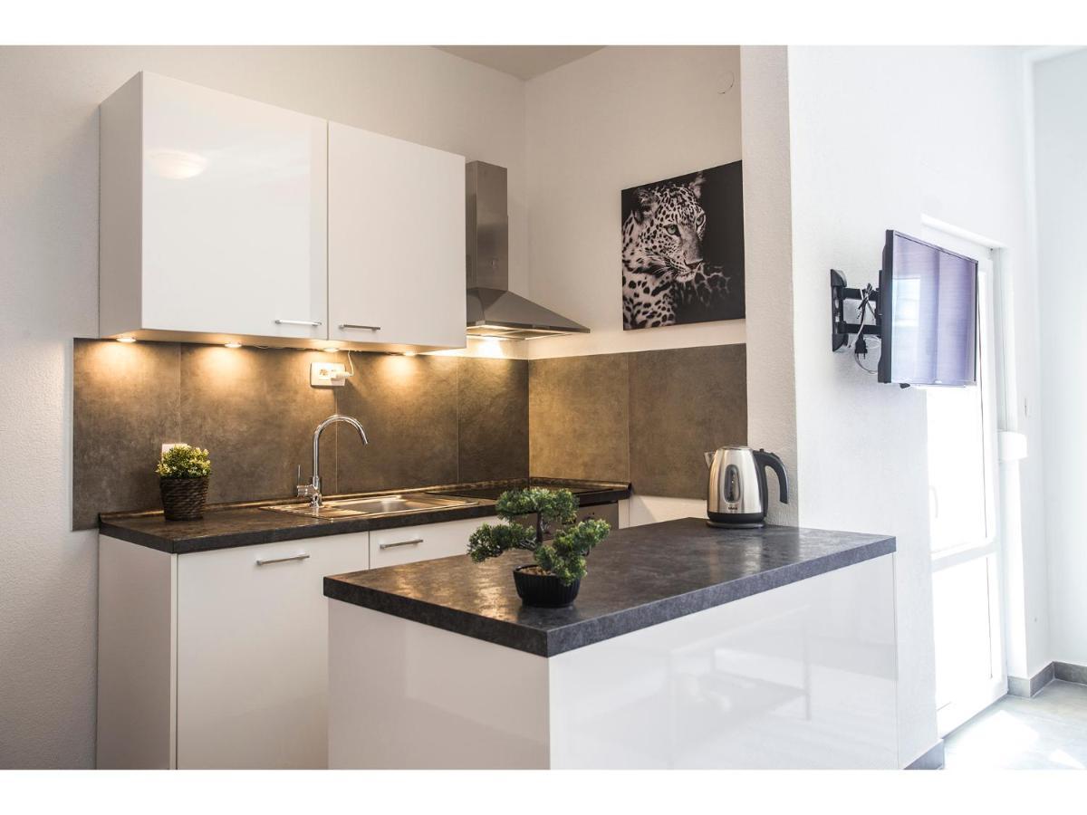 Olive Tree Apartments Сплит Екстериор снимка