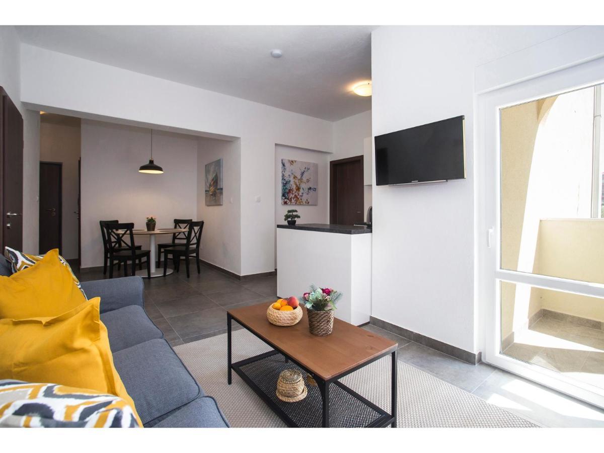 Olive Tree Apartments Сплит Екстериор снимка