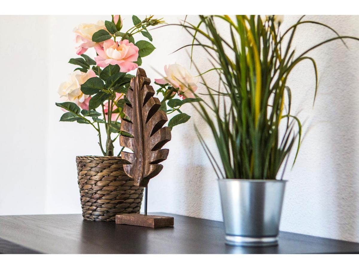 Olive Tree Apartments Сплит Екстериор снимка