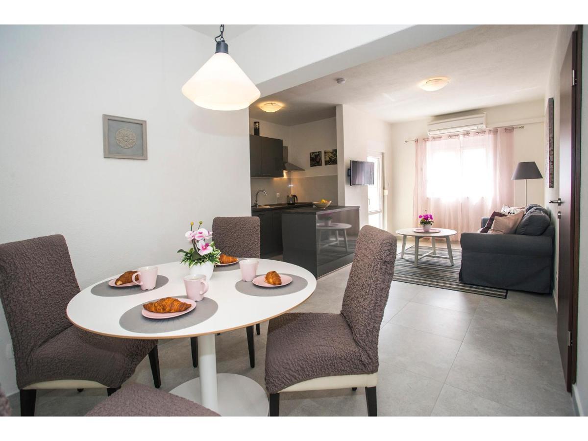 Olive Tree Apartments Сплит Екстериор снимка