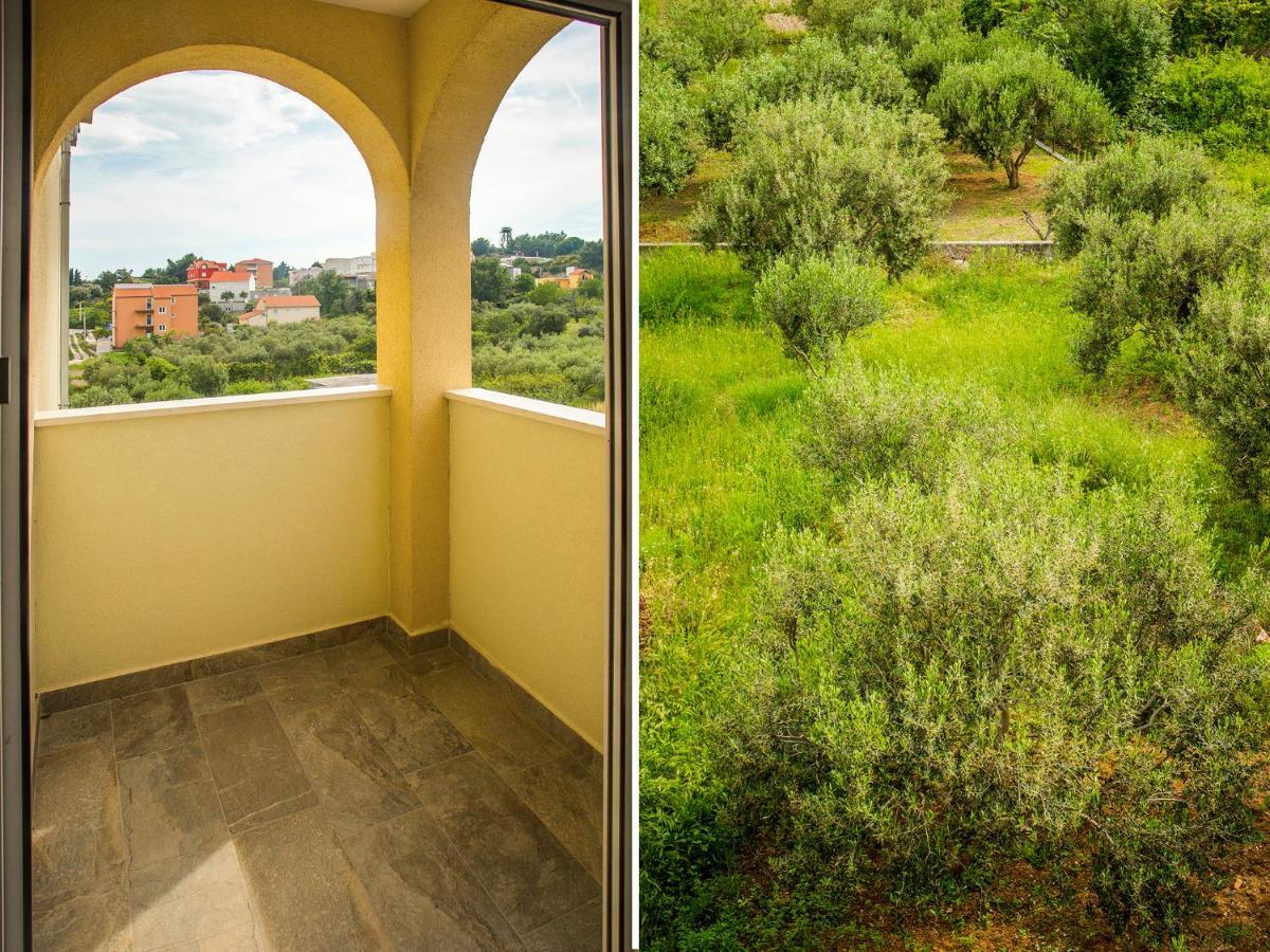 Olive Tree Apartments Сплит Екстериор снимка