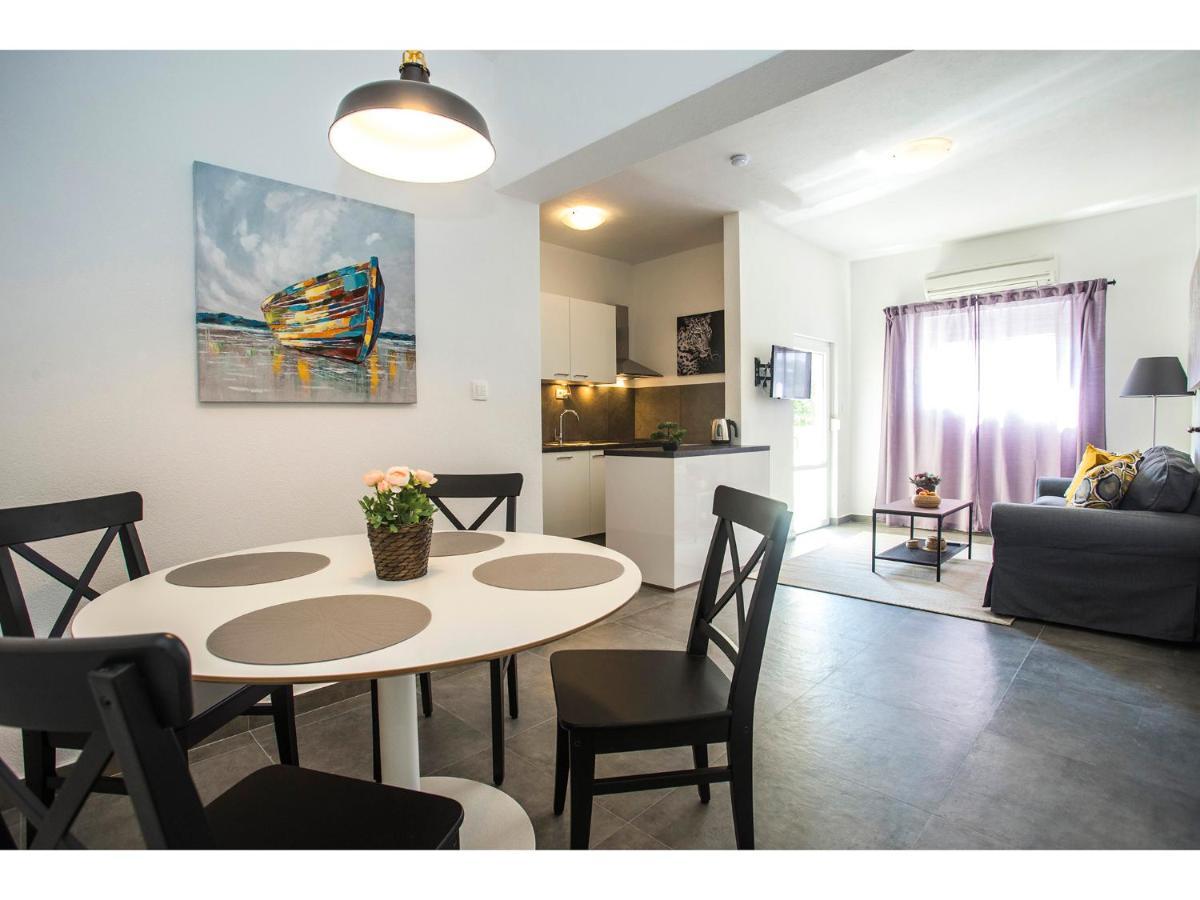 Olive Tree Apartments Сплит Екстериор снимка